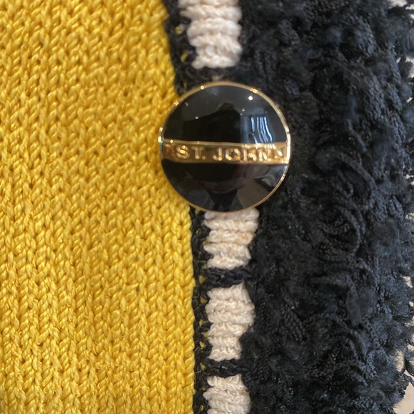 St. John Collection Yellow Blazer with Black Accents - Picture 4 of 10